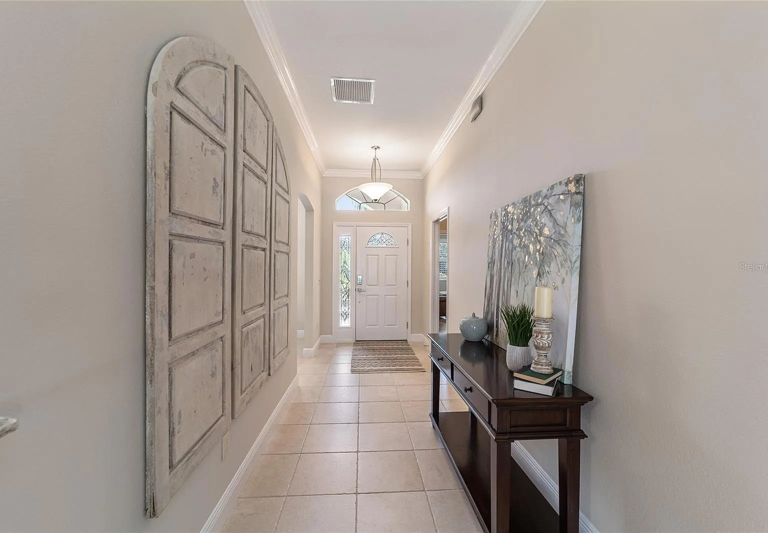 3 bed, 2582 sqft, $6,250 — Photo 4