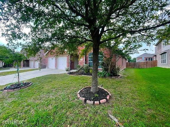 3rd image of 5112R Bald Cypress Ln
