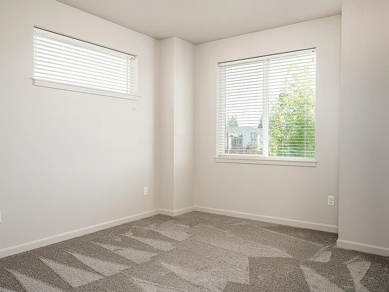 Alderbrook Apartments — Photo 17