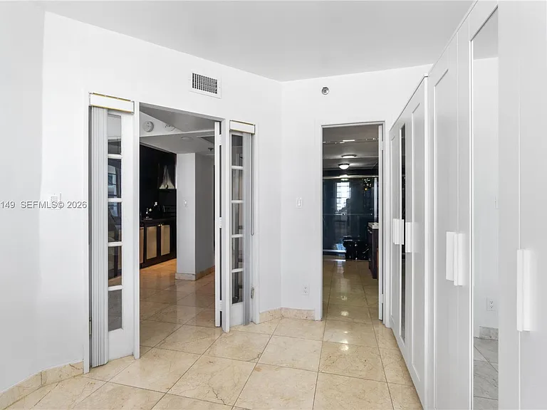100 Lincoln Rd #1020 — Photo 17