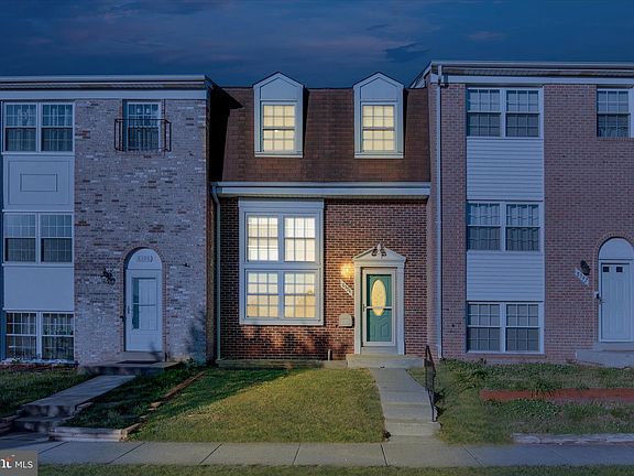 2nd image of 8394 Woodline Ct