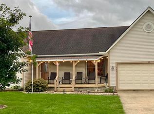 136 Almahurst Rd, Pataskala, OH 43062