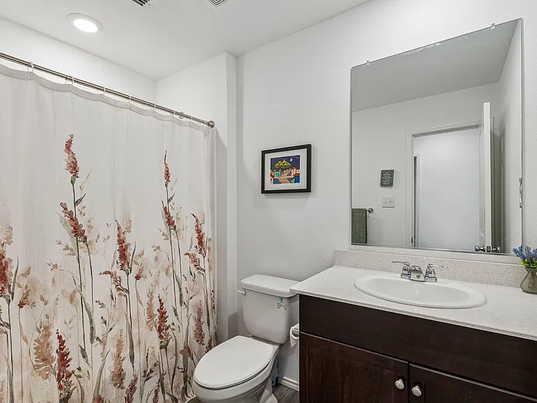 3044 Harper St — Photo 15
