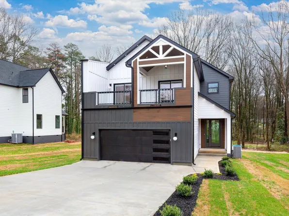 6 McKinley Dr, Greenville, SC 29611