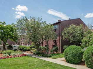 Shaker Glen Village, Woburn, MA 01801