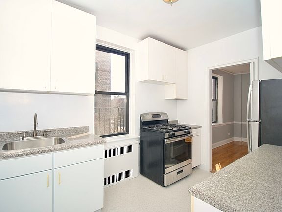 5th image of 109-15 Queens Blvd #44G