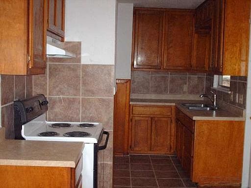 2nd image of 7638 MULESHOE ST