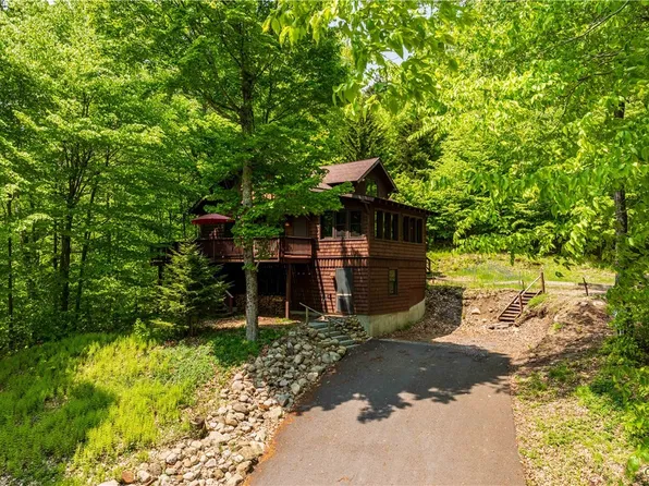 129 Cliff Rd, Old Forge, NY 13420