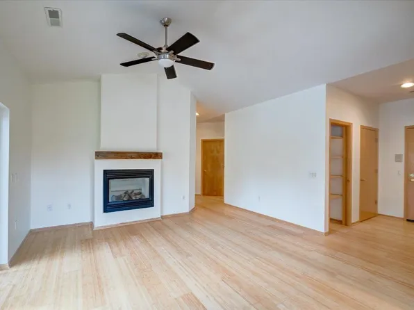 1140 East Dayton Street #205, Madison, WI 53703