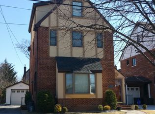 147 Ave 253 St, Rosedale, NY 11422
