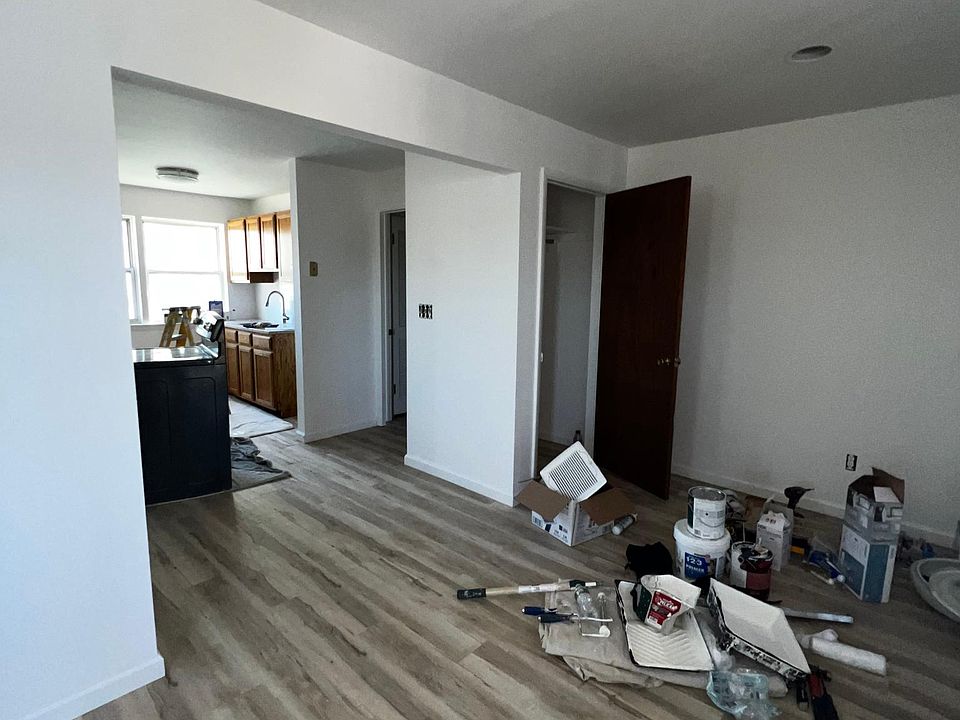 1st image of 6 Fawcett St #5