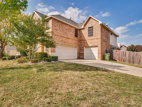 2nd image of 4313 Lone Oak Dr