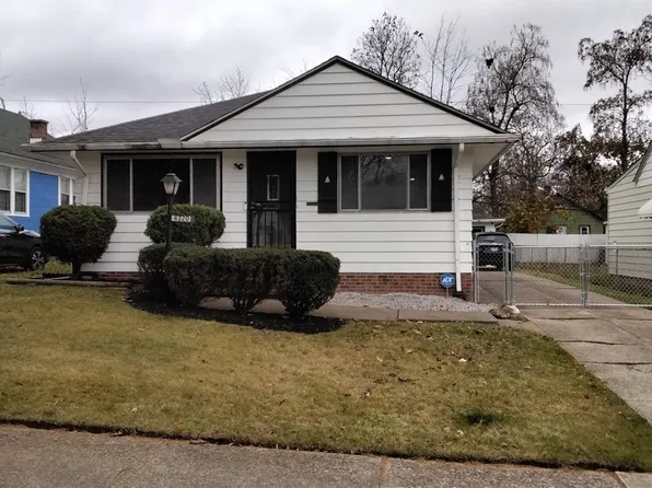 4320 E 141st St, Cleveland, OH 44128
