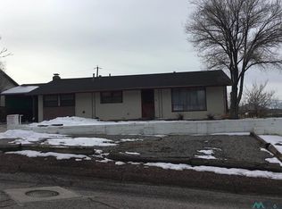 1114 Burke Dr, Gallup, NM 87301