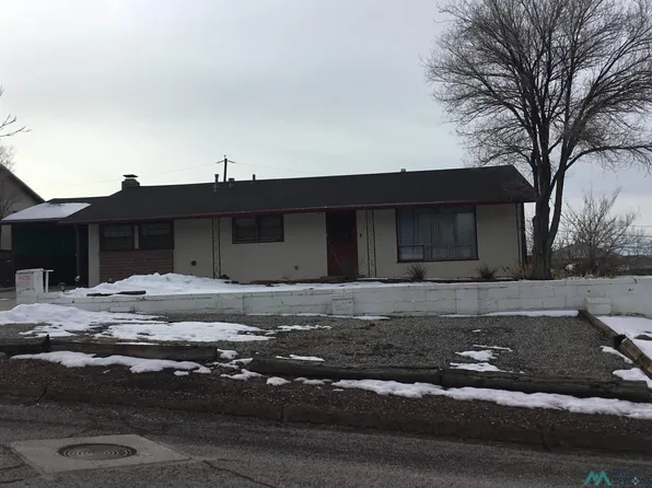 1114 Burke Dr, Gallup, NM 87301