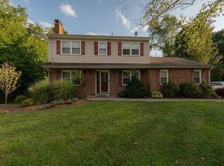 11 Edgebrook Ct, New City, NY 10956