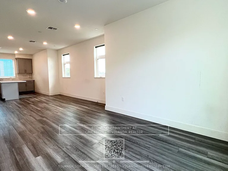 4080 Linden St #101 — Photo 3