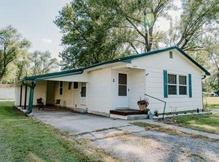 245 E 5th St, Adrian, MO 64720