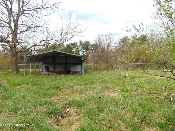4th image of 205 Orville Carroll Rd