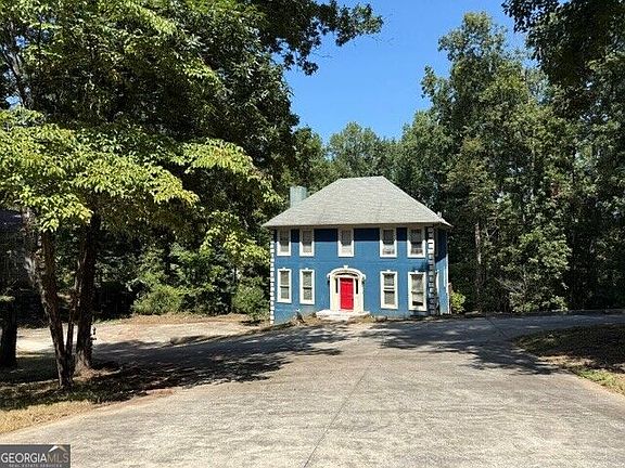 2nd image of 210 Hamilton Dr