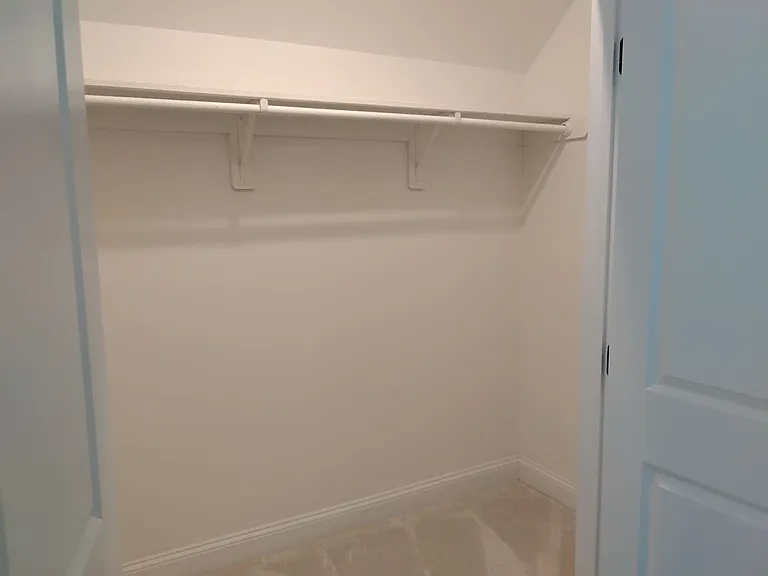 223 Taylorwood Dr — Photo 33