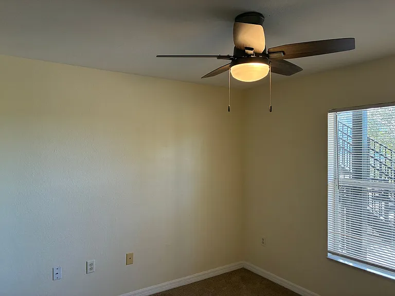 2607 Emerald Lake Ct — Photo 10