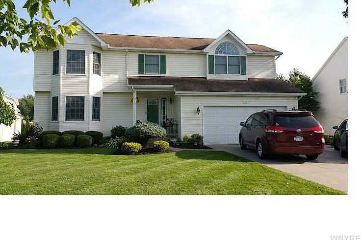 1st image of 28 Southpoint Dr
