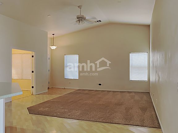 3rd image of 11885 W Washington St