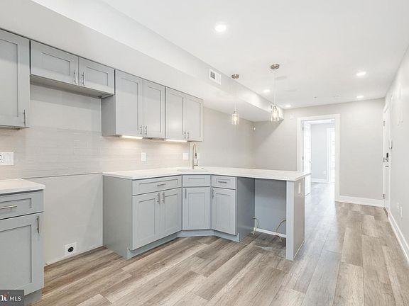 5th image of 2531 N 2nd St Unit 2