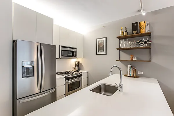 Rented by Compass | media 25