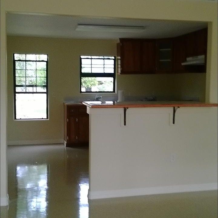 1st image of 651 Elva St