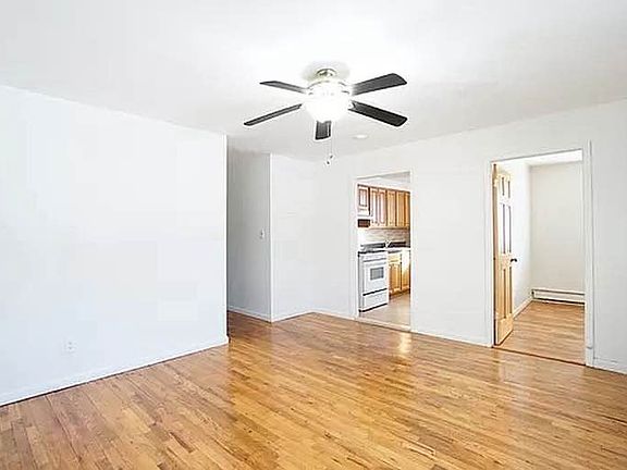 2nd image of 2325 27th St #1