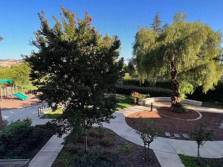 25503 Huntwood Ave — Photo 26