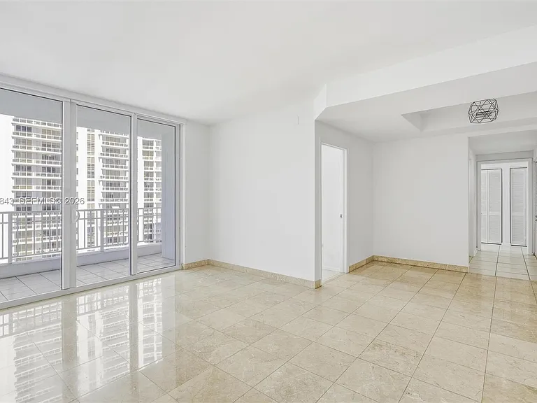 801 Brickell Key Blvd #1204 — Photo 2