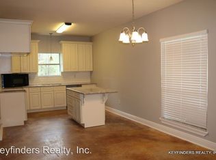 10136 Santa Monica Ave, Baton Rouge, LA 70818