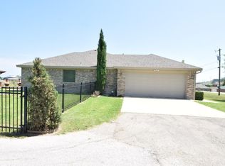 513 Irish Ln, Killeen, TX 76549