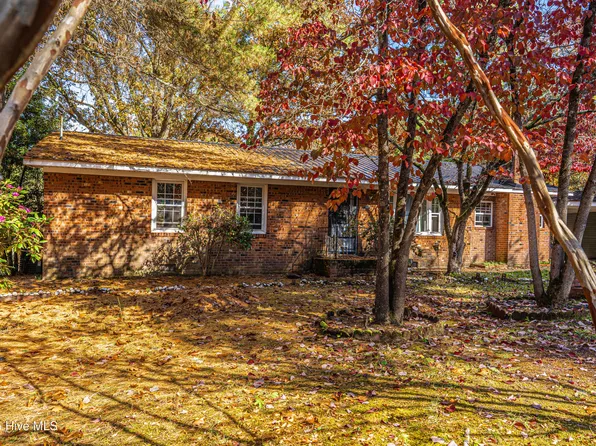 806 Currie Street, Carthage, NC 28327
