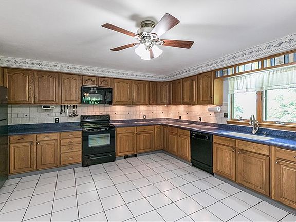 5th image of 7553 Bluegrass Blvd