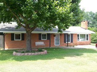 233 Fuqua Ave, Ozark, AL 36360