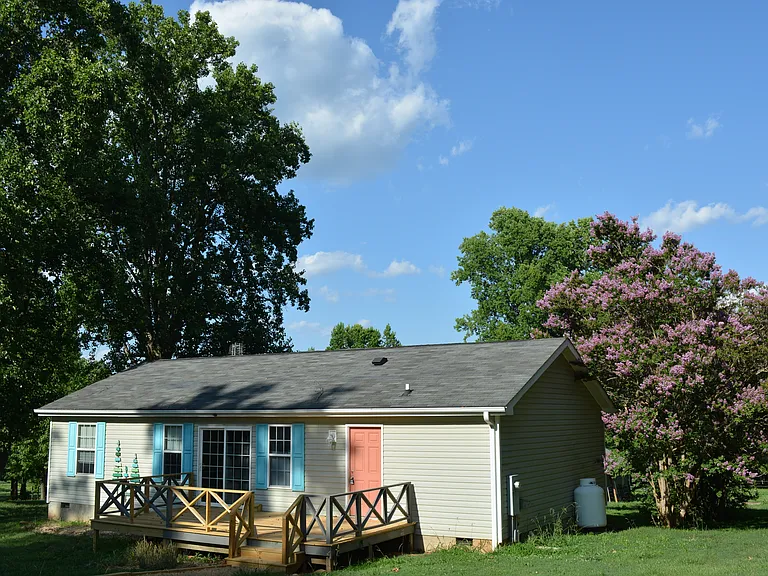 735 Russet Run — Photo 1