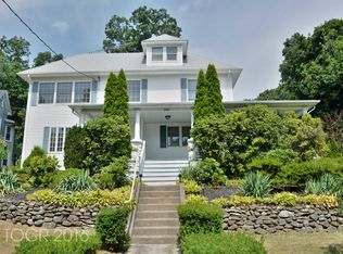 300 S Maple Ave, Glen Rock, NJ 07452