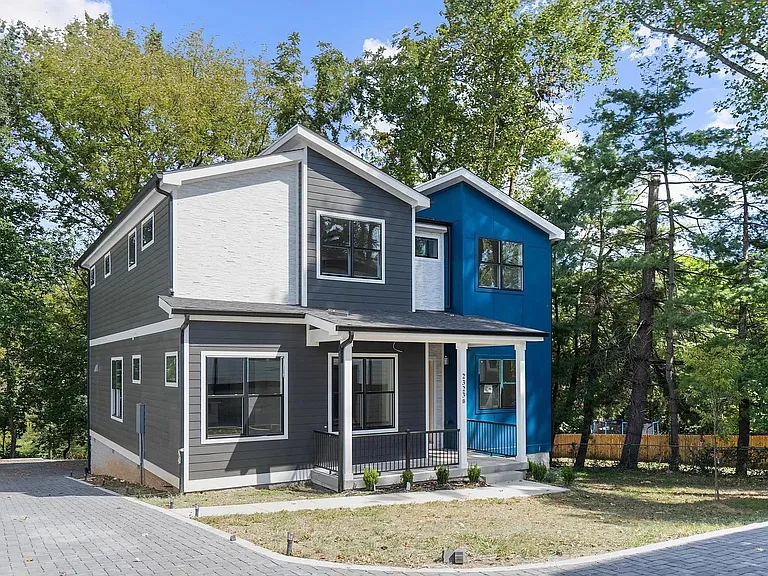 2321A Carter Ave — Photo 22