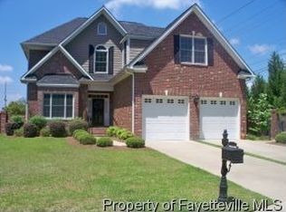 102 Highgrove Ct, Fayetteville, NC 28303