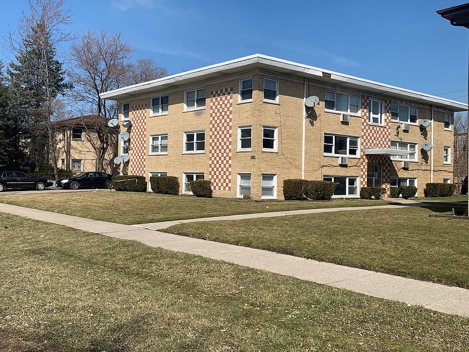 1st image of 10931 S Lloyd Dr APT 2A