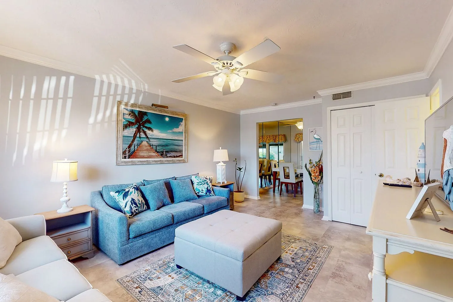 2 bed, 1.0 bath, 1151 sqft, $3,951 — Photo 2