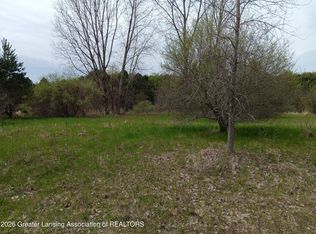 39 Bennington Greens Dr, Owosso, MI 48867