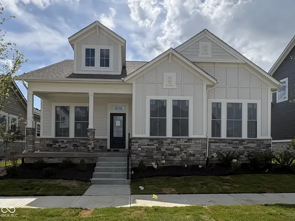 6076 Salisbury St, Zionsville, IN 46077
