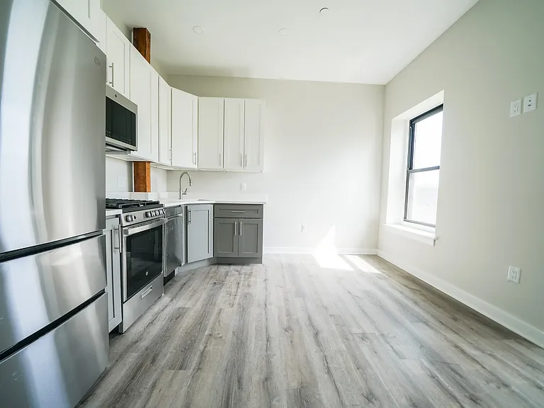 10 Blackwood St #320 — Photo 5