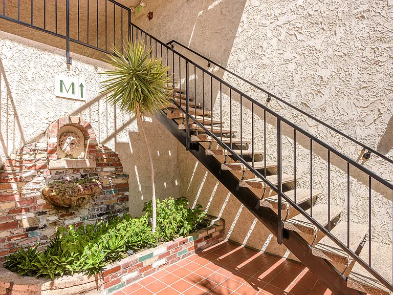 La Corona del Mar — Photo 11