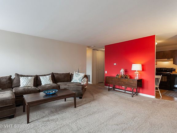 2nd image of 420 Walnut Creek Ln Unit 3407